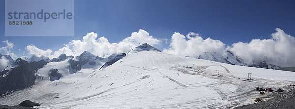 Italy  South Tyrol  ßinschgau  Ski area at Stelßio Pass