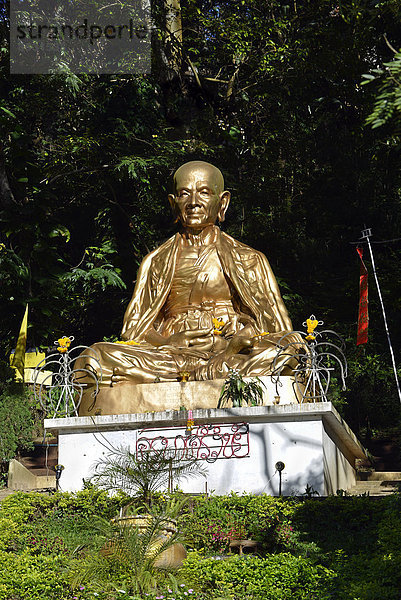 Statue des Phrakuba Srivichai  Tempel Wat Phra That Doi Suthep  Chiang Mai  Nordthailand  Thailand