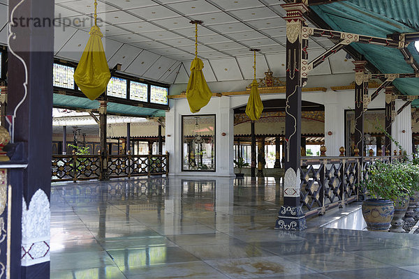 Festhalle  Bangsal Manis  Königlicher Palast  Kraton  Surakarta  Jawa  Indonesien