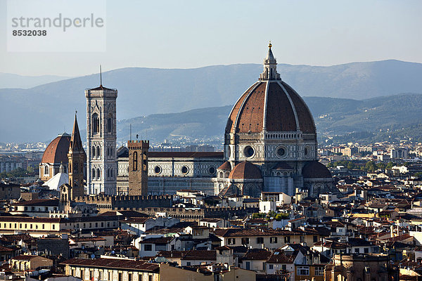 Kathedrale von Florenz  Duomo Santa Maria del Fiore mit der Kuppel von Brunelleschi  UNESCO-Weltkulturerbe  Florenz  Toskana  Italien