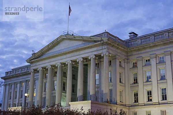 Das Gebäude des Finanzministeriums  Treasury Department  Washington  District of Columbia  USA