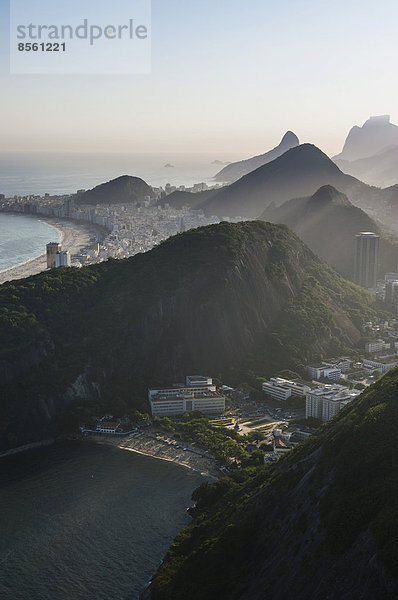 Ausblick vom Zuckerhut oder Pão de Açúcar  Rio de Janeiro  Brasilien