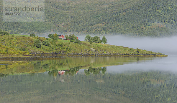 Ferienhaus in der Lakselvbukta Bucht  Troms  Norwegen