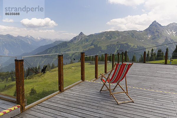 Terrasse von Berghof Golm am Golmer Joch  Tschagguns  Montafon  Vorarlberg  Österreich