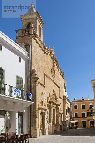 Església del Roser  Rosenkranzkapelle  mit Barockportal  heute Ausstellungsraum der Stadt  Ciutadella  Menorca  Balearen  Spanien
