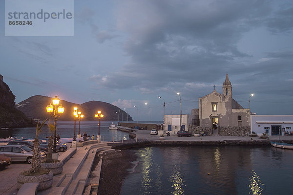 Hafen Kirche Jachthafen Italien Lipari Tyrrhenisches Meer