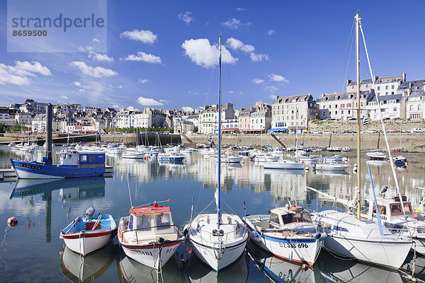 Boote im Hafen von Douarnenez  Département Finistère  Bretagne  Frankreich