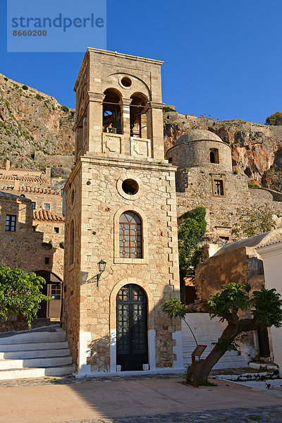 Glockenturm der byzantinischen griechisch-orthodoxen Kirche Christi Elkomenos  Monemvasia  Peloponnes  Griechenland