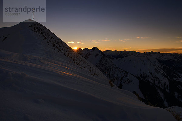 Gipfel der Bleispitze bei Sonnenuntergang  Berwang  Außerfern  Tirol  Österreich