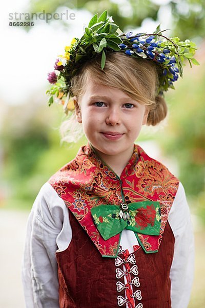Blume  Blumenkranz  Kranz  Kleidung  Kostüm - Faschingskostüm  Mädchen  Schweden