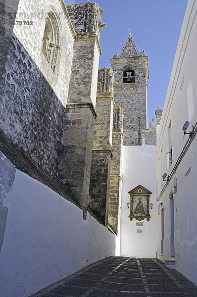 Divino Salvador Kirche  Gasse  Vejer de la Frontera  Provinz Cadiz  Costa de la Luz  Andalusien  Spanien