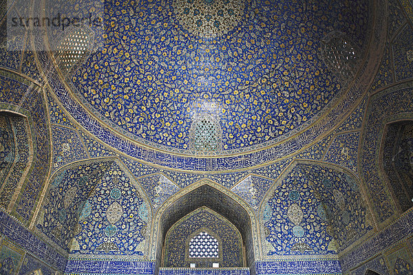 Kuppeldecke der Gebetshalle  Imam-Moschee  Isfahan  Provinz Isfahan  Persien  Iran