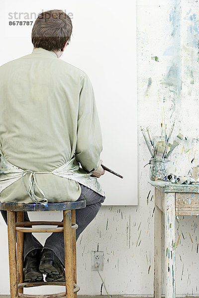 Europäer  arbeiten  Kunstmaler  Maler  Studioaufnahme