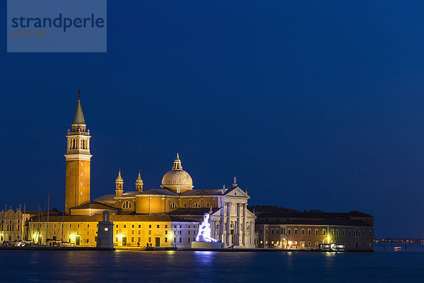 Italien  Venedig  San Giorgio Maggiore bei Nacht
