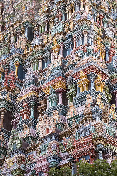 Figurenschmuck am Minakshi-Tempel  Madurai  Tamil Nadu  Indien