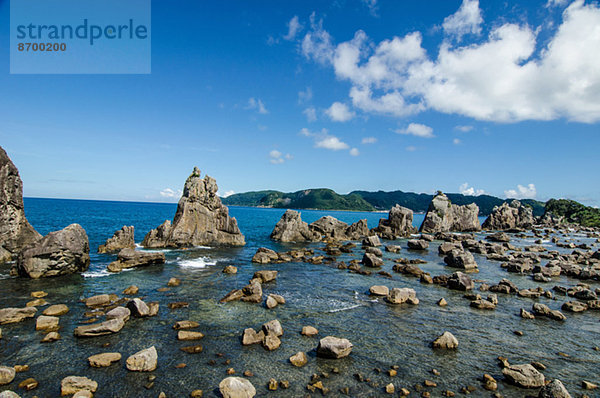 Hashikuiiwa Rock Formation  Wakayama Prefecture