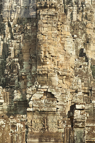 Steingesicht von Avalokiteshvara  Bayon  Tempelanlage  Angkor Thom  Angkor  Siem Reap  Kambodscha