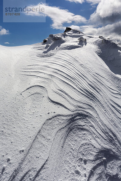 Schneewechte mit Windrillen oder Sastrugi am Wildkamm  Niederalpl  Mürzsteger Alpen  Steiermark  Österreich