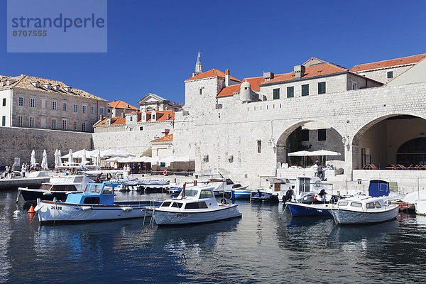 Hafen Stadtmauer Geschichte Kroatien Dalmatien Dubrovnik alt