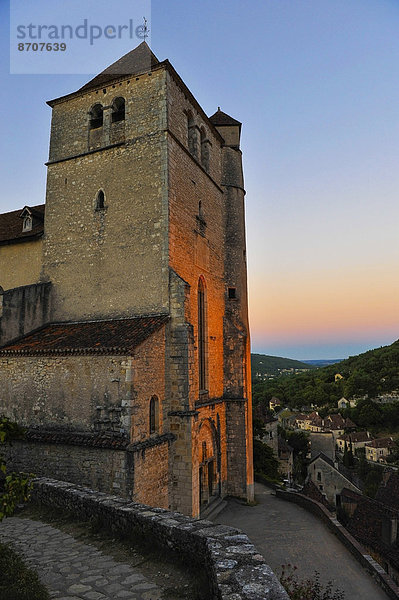 Romanische Kirche  Saint-Cirq-Lapopie  Département Lot  Midi-Pyrénées  Frankreich