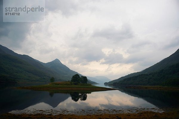 Berge und Seen  Schottland