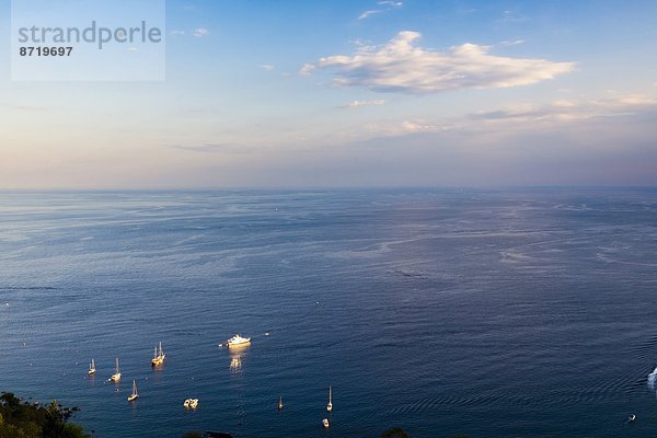 Anschnitt Europa Sonnenuntergang Italien Mittelmeer Taormina