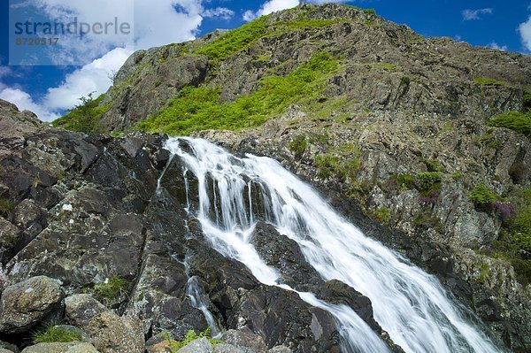 Ländliches Motiv  ländliche Motive  Großbritannien  See  Wasserfall  Cumbria  Ortsteil