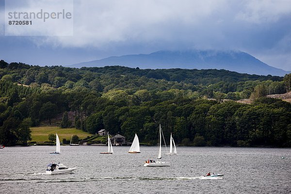 sehen  Großbritannien  See  Rennboot  Start  Cumbria  Ortsteil