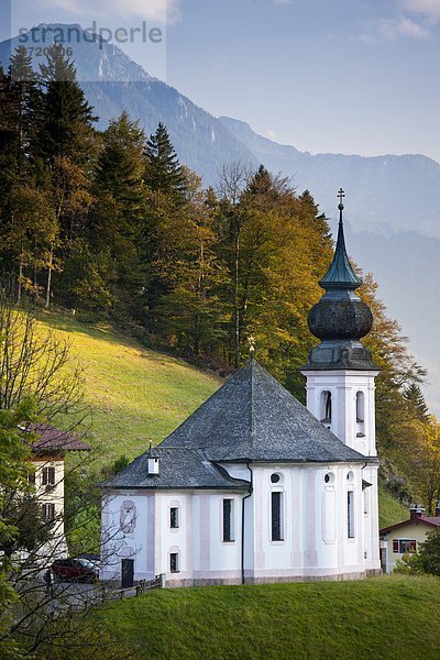 Kuppel  Berg  Tradition  Kirche  Zwiebel  Bayern  Berchtesgaden  katholisch  Kuppelgewölbe  Deutschland  römisch