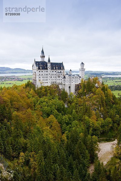 Palast  Schloß  Schlösser  Alpen  Retro  Bayern  bayerisch  Jahrhundert  Deutschland  Romanik
