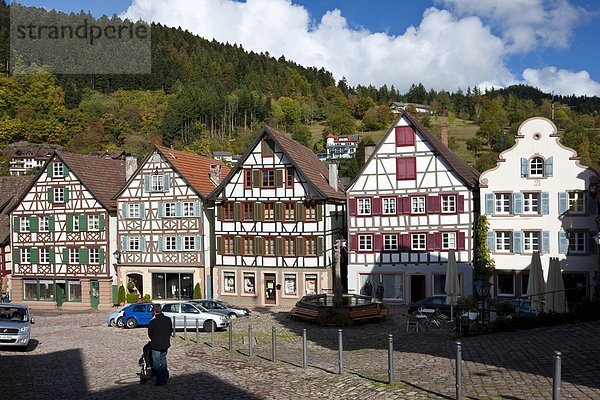 Gebäude Alpen Rahmen Holz Landschaftlich schön landschaftlich reizvoll bayerisch Deutschland Schiltach