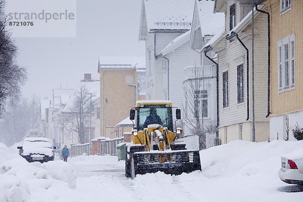 durchsichtig  transparent  transparente  transparentes  arbeiten  fahren  Großstadt  Fernverkehrsstraße  Kreis  Norwegen  Norden  Arktis  Pflug  Schnee  Tromso