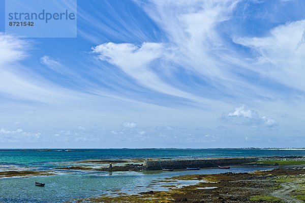 Wolke  Küste  unterhalb  Boot  angeln  Connemara  County Galway  Irland