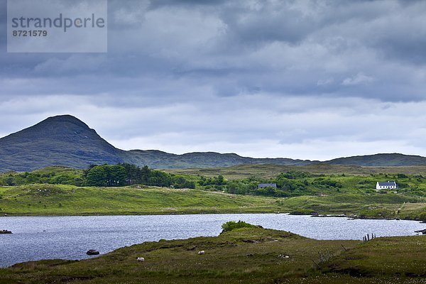 nahe überqueren Tradition Fernverkehrsstraße Wahrzeichen Connemara County Galway Kreuz Irland