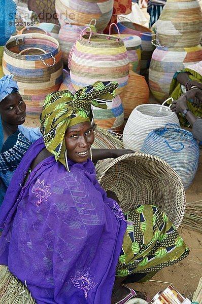 Westafrika  Blumenmarkt  nahe  verkaufen  Afrika  Markt  Senegal