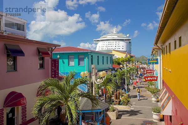 Hafen  Schiff  Kai  Karibik  Westindische Inseln  Mittelamerika  Kreuzfahrtschiff  Erbe  Leeward Islands
