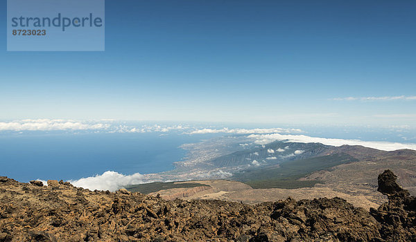Vulkanlandschaft  Überblick vom Pico del Teide  3718m  auf das Orotava-Tal  Parque Nacional de las Cañadas del Teide  Teide-Nationalpark  UNESCO Weltnaturerbe  Teneriffa  Kanarische Inseln  Spanien