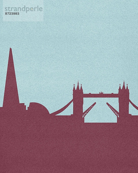Silhouette der Skyline von der Tower Bridge  London