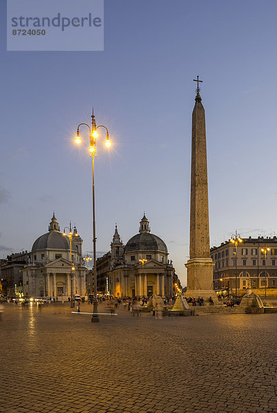 Obelisk auf der Piazza del Popolo  Rom  Latium  Italien