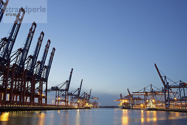 Containerterminals Eurokai und Burchardkai  Hafen  Hamburg  Deutschland