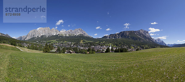 Panorama  Pomagagnon-Massiv  Cortina d'Ampezzo  Provinz Belluno  Venetien  Italien