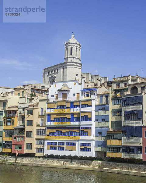 Gebäude Fluss Nachbarschaft Katalonien Girona Spanien
