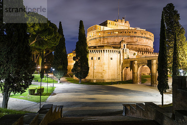 Castel Sant?Angelo oder Engelsburg  Mausoleo di Adriano oder Mausoleum von Kaiser Hadrian  bei Nacht  Rom  Latium  Italien