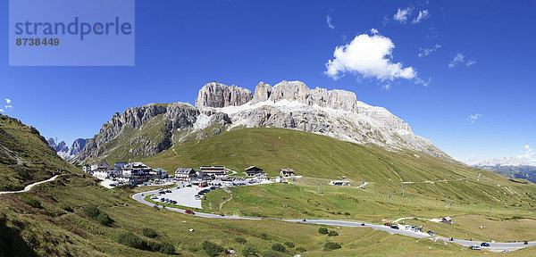 Pordoijoch  Passhöhe  Sellagruppe  Dolomiten  Provinz Trentino  Provinz Belluno  Italien