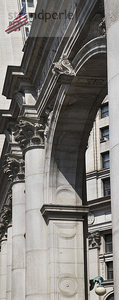 Vereinigte Staaten von Amerika  USA  New York City  Eingang  Gebäude  frontal  Hauptstadt  Manhattan