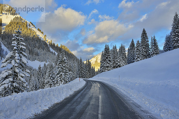 Berg  Winter  bedecken  Fernverkehrsstraße  Alpen  Österreich  Schnee  Tirol