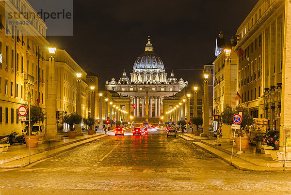 Petersdom  Vatikan  Via della Conciliazione  Rom  Latium  Italien