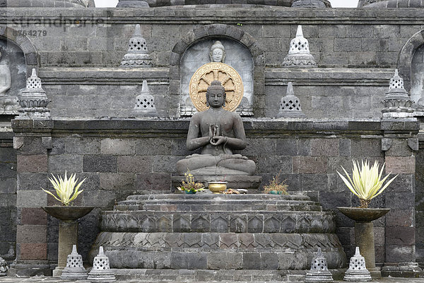 Tempel Brahma Asrama Vihara  Buddha-Statue  Banjar Tega  Melanting  Bali  Indonesien