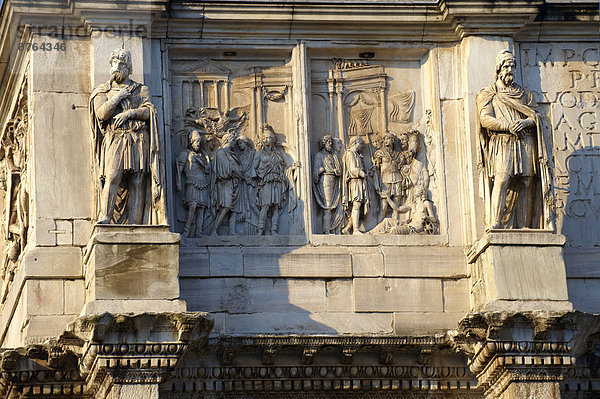 Konstantinsbogen  Detailansicht  Rom  Latium  Italien