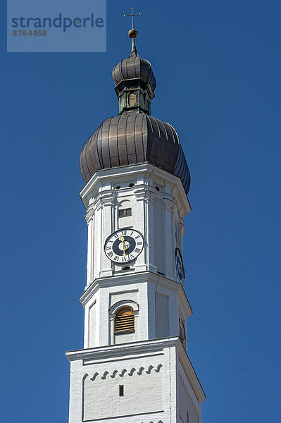 Glockenturm der Stadtpfarrkirche Mariä Himmelfahrt  Landsberg am Lech  Oberbayern  Bayern  Deutschland